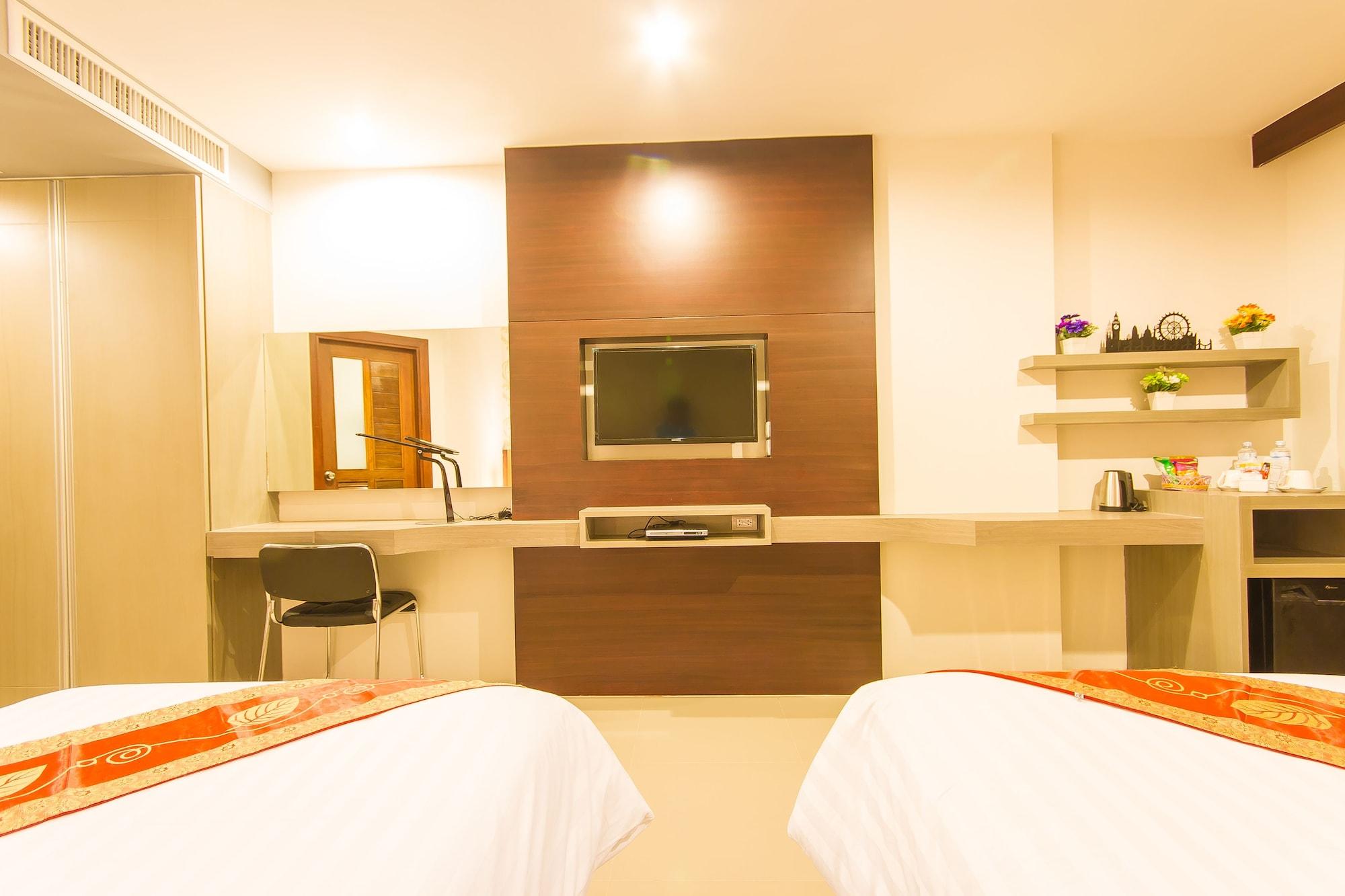Hemingways Silk Hotel Patong Eksteriør bilde