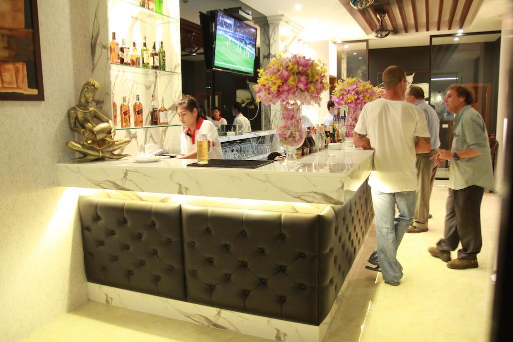 Hemingways Silk Hotel Patong Eksteriør bilde