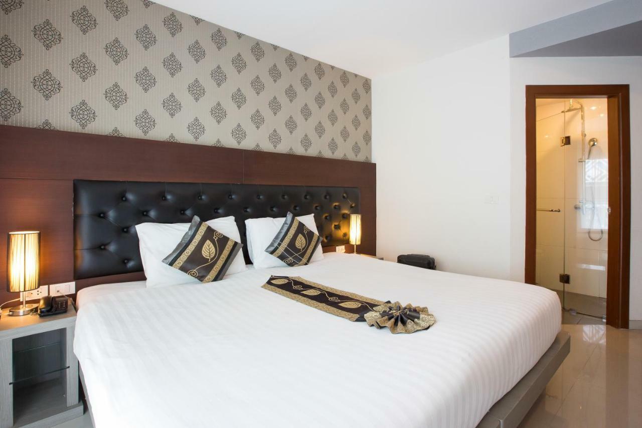 Hemingways Silk Hotel Patong Eksteriør bilde