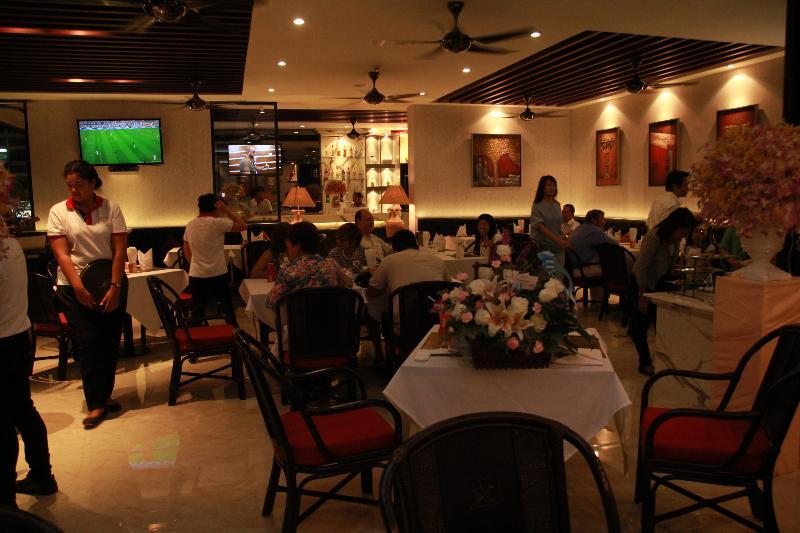 Hemingways Silk Hotel Patong Eksteriør bilde