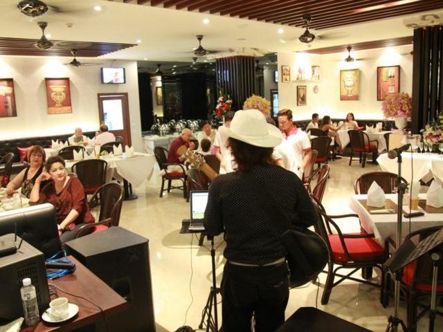 Hemingways Silk Hotel Patong Eksteriør bilde